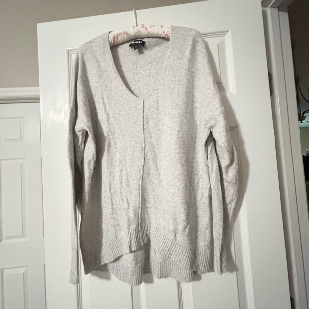 Express Light Gray V-Neck Oversized Sweater